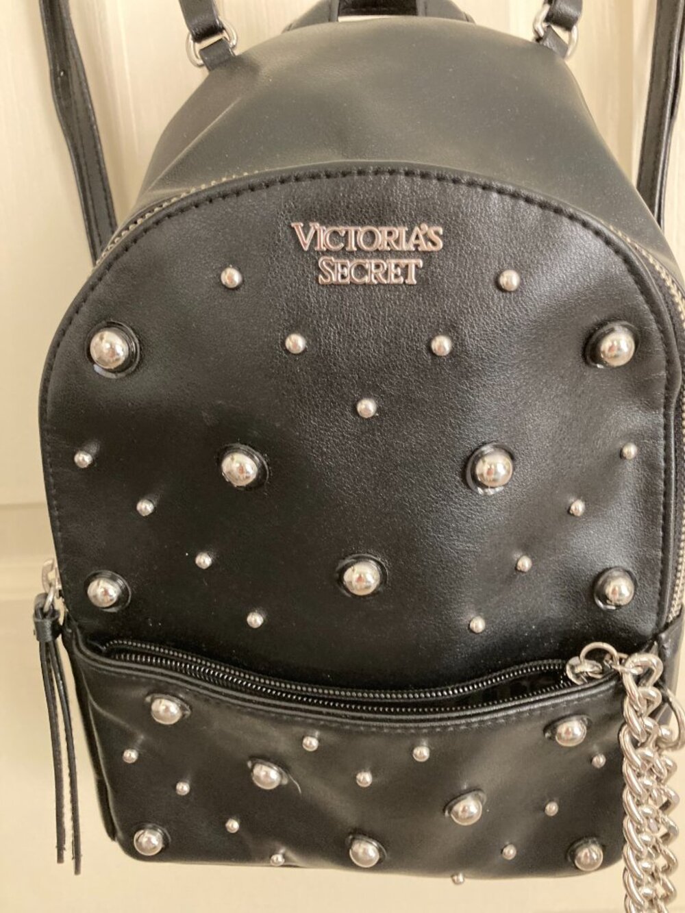 VICTORIA SECRETS MINI STUDDED BACKPACK AND SMALL ZIP UP POUCH/CARD CASR/KEY RING - Picture 6 of 8